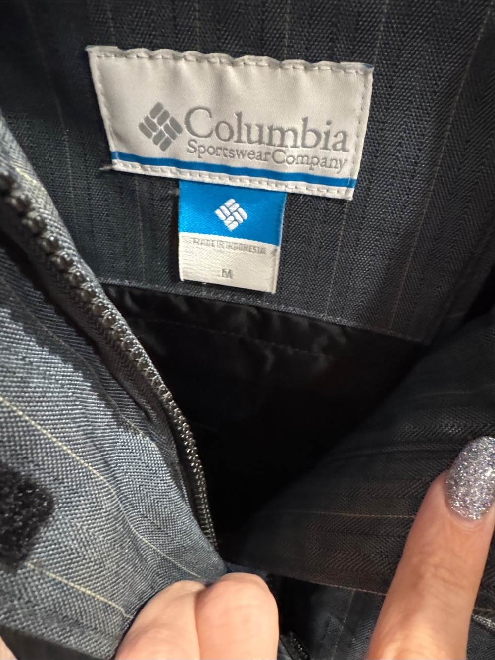Columbia womens Black Pinstripe Hooded winter coat - Picture 3 of 5